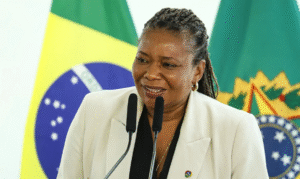 Leia mais sobre o artigo Ministra da Cultura defende investimento em arte e educação