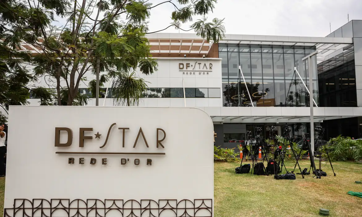 No momento, você está visualizando Médica citou risco de morte ao transferir Bolsonaro para hospital