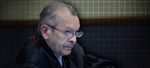 Leia mais sobre o artigo TJAM nega prisão domiciliar para ex-desembargador condenado a 45 anos por estupro