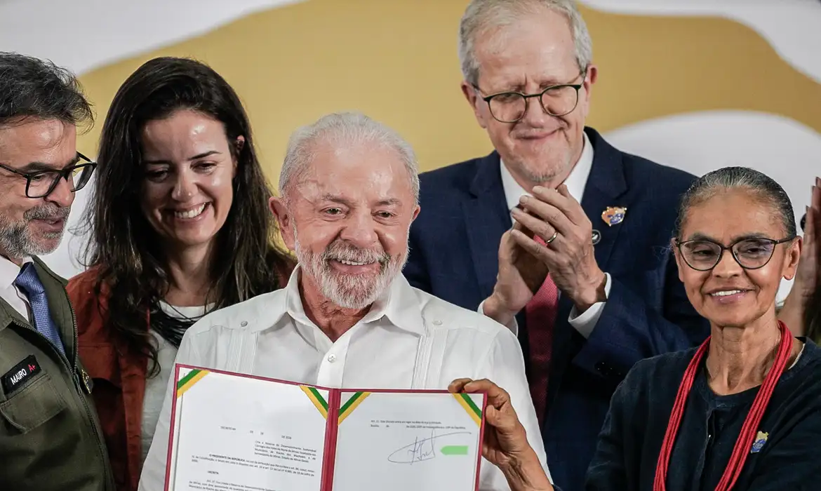 No momento, você está visualizando Lula cria unidades de conservação e anuncia prioridades para COP15