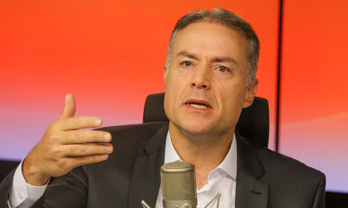 No momento, você está visualizando Governo quer flexibilizar descanso de caminhoneiros na volta para casa