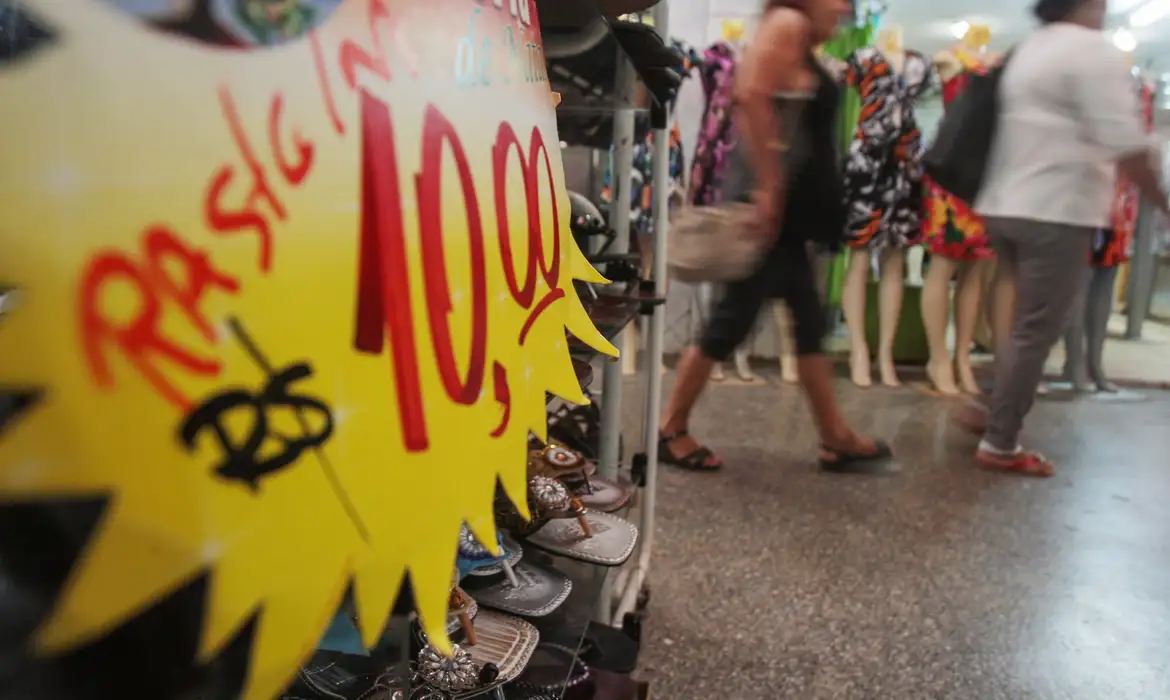 No momento, você está visualizando Mercado eleva previsão da inflação para 4,71% este ano