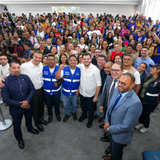 Manaus oficializa bonificação anual para Agentes de Saúde; benefício chega a 1,8 mil profissionais