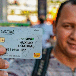 Gestão interina do Amazonas libera recursos do Auxílio Estadual para 300 mil famílias