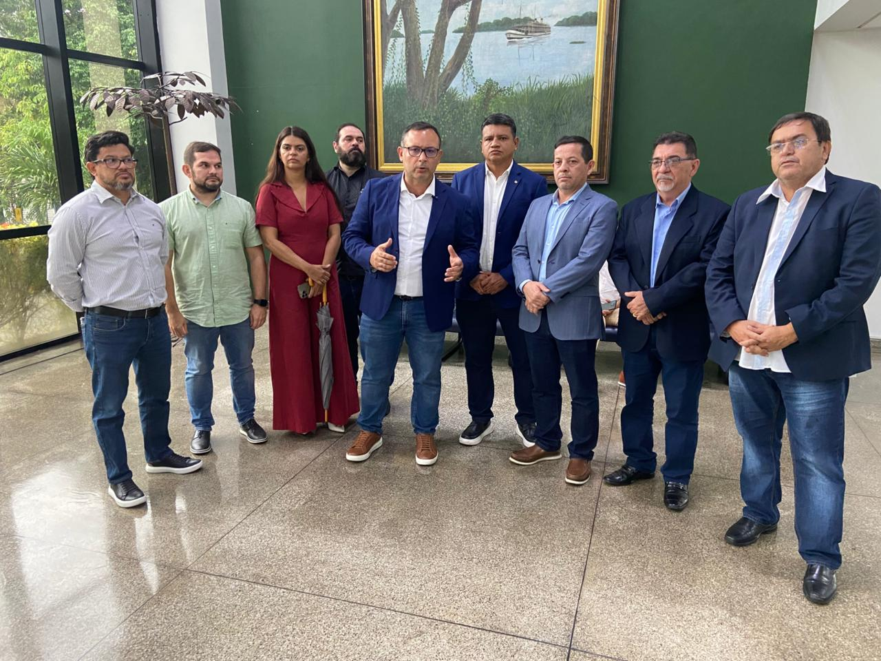 No momento, você está visualizando Adepol-AM integra articulação e Governo do Amazonas anuncia reajuste de 4,14% para segurança pública