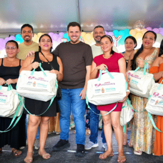 Manaus celebra o Dia das Mães com entrega recorde de enxovais para mil gestantes