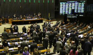 Leia mais sobre o artigo Congresso derruba vetos da LDO 2026 e libera verba federal para municípios inadimplentes