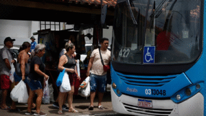 Leia mais sobre o artigo Sem acordo: Rodoviários confirmam greve de ônibus em Manaus a partir desta sexta-feira (22)