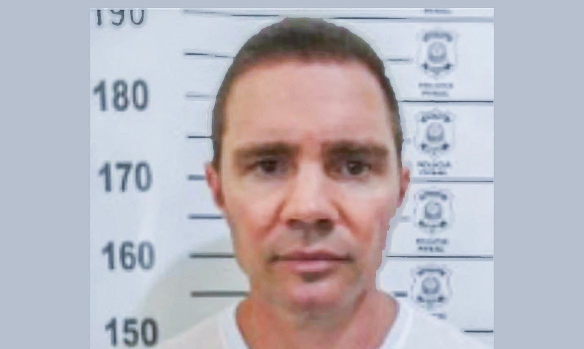 No momento, você está visualizando STF: André Mendonça determina retorno de dono do Banco Master para sala especial na PF