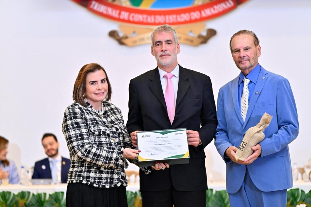 No momento, você está visualizando Vozes da Cidadania: Ministro do STJ defende o controle institucional como pilar da democracia em evento no Amazonas