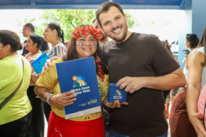 Leia mais sobre o artigo Sonho da casa própria: 576 famílias de Manaus recebem chaves de novos residenciais no Tarumã-Açu