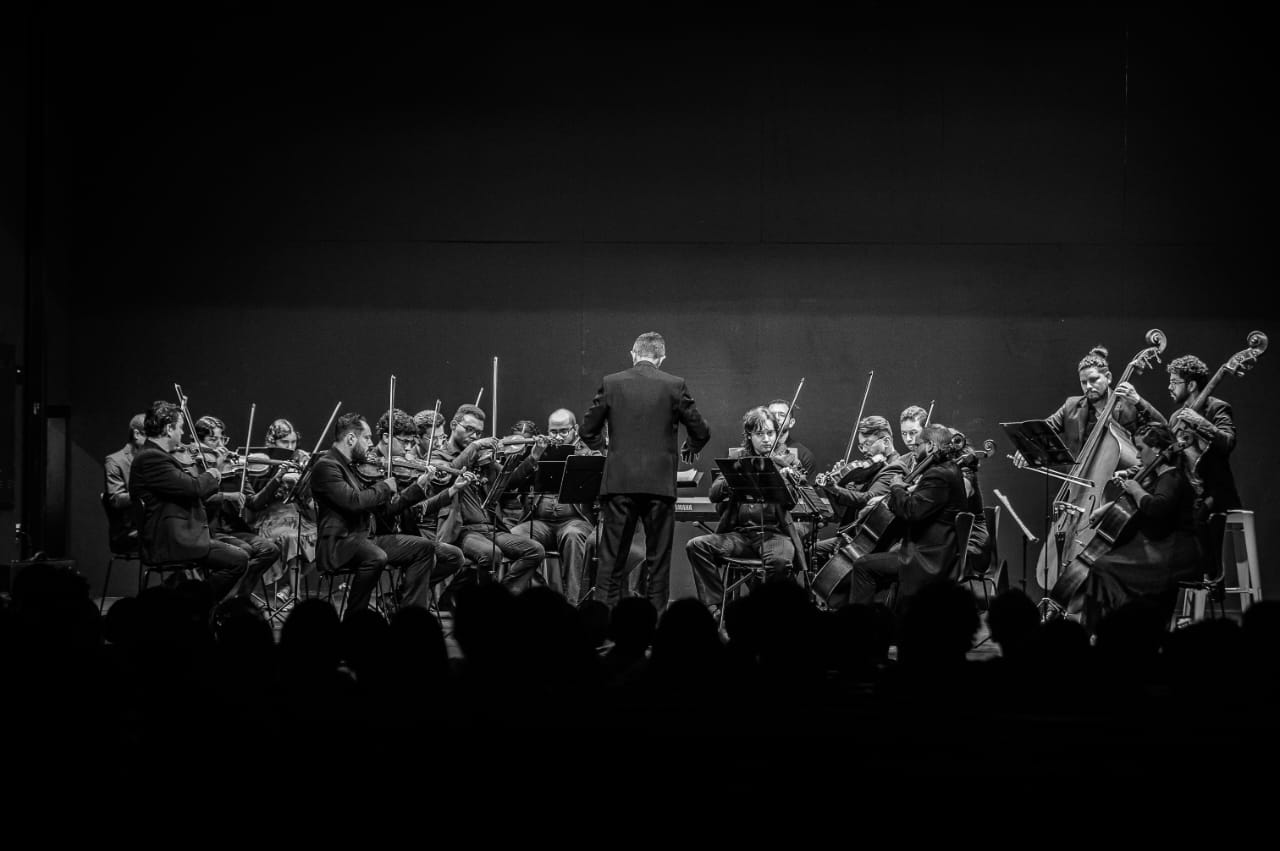 No momento, você está visualizando Com entrada franca, Orquestra Sinfônica da Amazônia une romantismo europeu e DNA nacional na abertura da temporada 2026