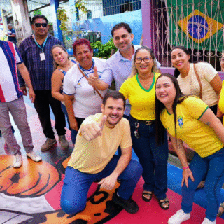 Bastidores da Identidade: Como o Apoio Estrutural Transforma o Sentimento Comunitário nas ‘Ruas da Copa’ em Manaus
