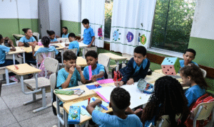 Leia mais sobre o artigo Novo piso salarial dos professores da educação básica é fixado em R$ 5,1 mil