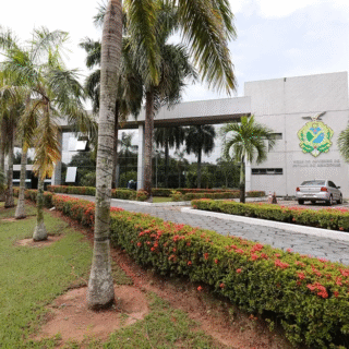 Com alerta de crise e receita em queda, Governo do AM apresenta diretrizes para o Orçamento de 2027