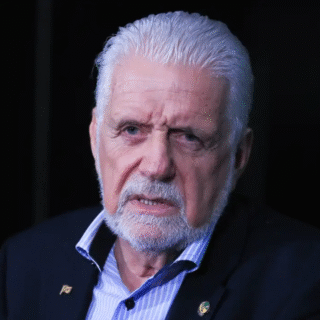 Sob investigação da PF, Jaques Wagner deixa liderança do governo no Senado para focar em 2026