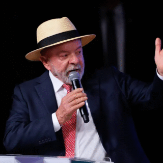 Acima de ideologias: Lula parabeniza Abelardo de la Espriella por vitória na Colômbia