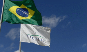 Leia mais sobre o artigo Cúpula do Mercosul: Lula viaja ao Paraguai para debater comércio e integração digital