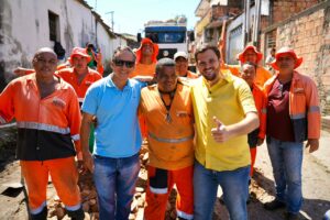 Leia mais sobre o artigo 100 dias de gestão: Renato Junior intensifica ações no Centro de Manaus com limpeza, requalificação do comércio e reforço na segurança urbana