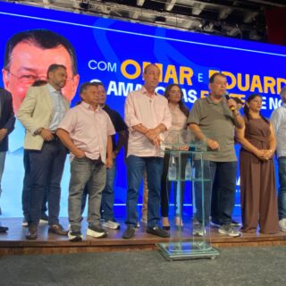 Público lota Teatro Manauara em lançamento do Plano Estratégico de Omar Aziz: “O Amazonas não pode mais esperar”