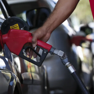 Decisão Adiada: Mistura de 32% de Etanol na Gasolina Entra em Compasso de Espera