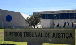 Leia mais sobre o artigo Justiça autoriza Estado do Rio a retomar cobrança de dívidas milionárias da antiga Refinaria de Manguinhos