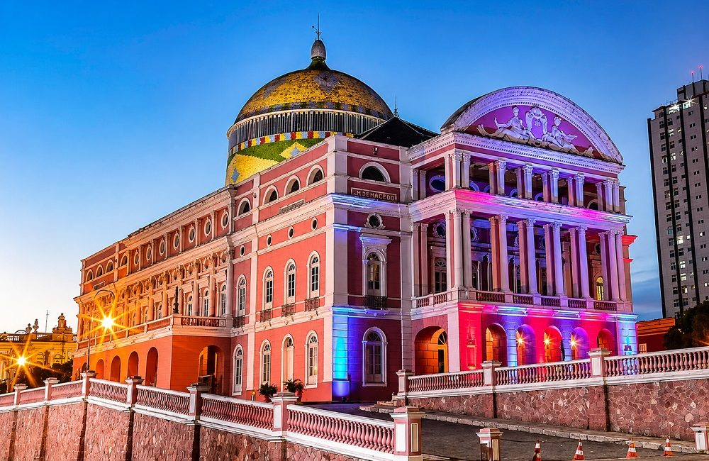 No momento, você está visualizando Arquitetura e Memória: O Reconhecimento Internacional do Teatro Amazonas e do Theatro da Paz como Patrimônio da Humanidade