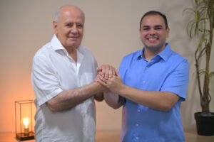 Leia mais sobre o artigo Roberto Cidade confirma Serafim Corrêa como vice e convoca o Amazonas para a convenção da vitória