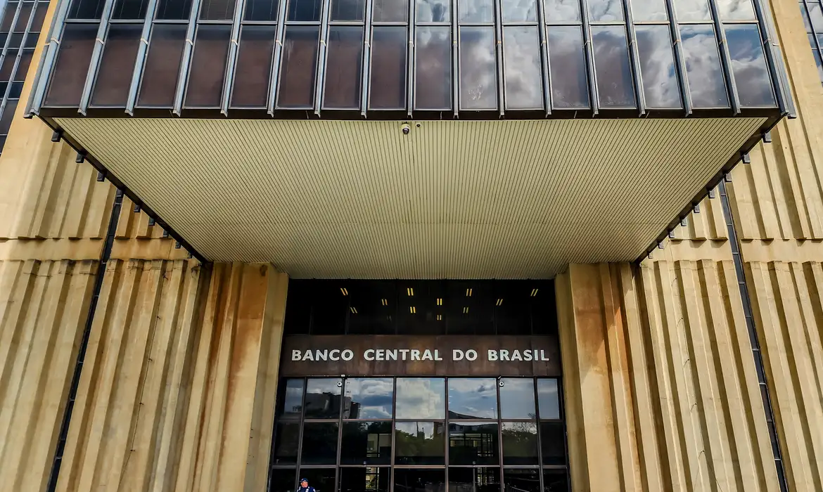 No momento, você está visualizando Panorama Econômico: Inflação de 2026 revisada para baixo e os rumos da política monetária