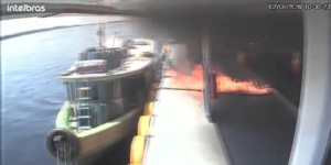 Leia mais sobre o artigo Incêndio de grandes proporções destrói barco em Barcelos após explosão no abastecimento
