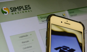Leia mais sobre o artigo Revolução no Simples Nacional: Antecipação de Prazos Exige Ação Imediata de Empresas para 2027
