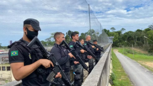 Leia mais sobre o artigo Amazonas registra o menor efetivo oficial de policiais penais do país, aponta estudo do FBSP