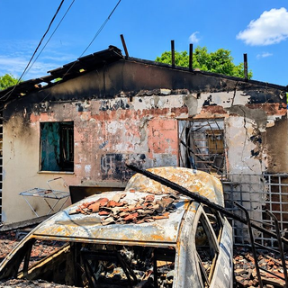 Incêndio atinge residência no bairro Nova Cidade após conflito familiar na zona Norte de Manaus