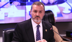 Leia mais sobre o artigo Reviravolta no STF: Andrei Rodrigues retorna ao comando da Polícia Federal após decisão de Flávio Dino