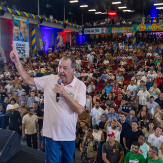 Aliança Ampliada: Omar Aziz consolida apoio total dos 62 prefeitos para o segundo turno no Amazonas